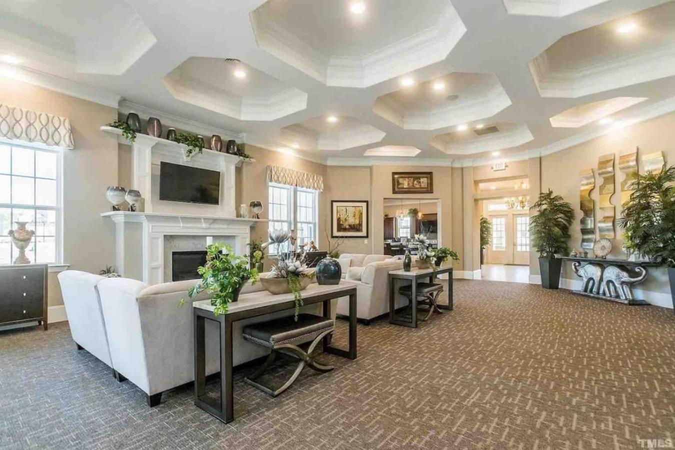 The Villas Buckingham 10 Mins To Rdu Airport Duke Downtown Дарем Екстер'єр фото